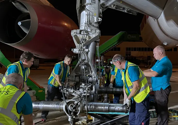 Mobile Aircraft Maintenance Crew AOG situation